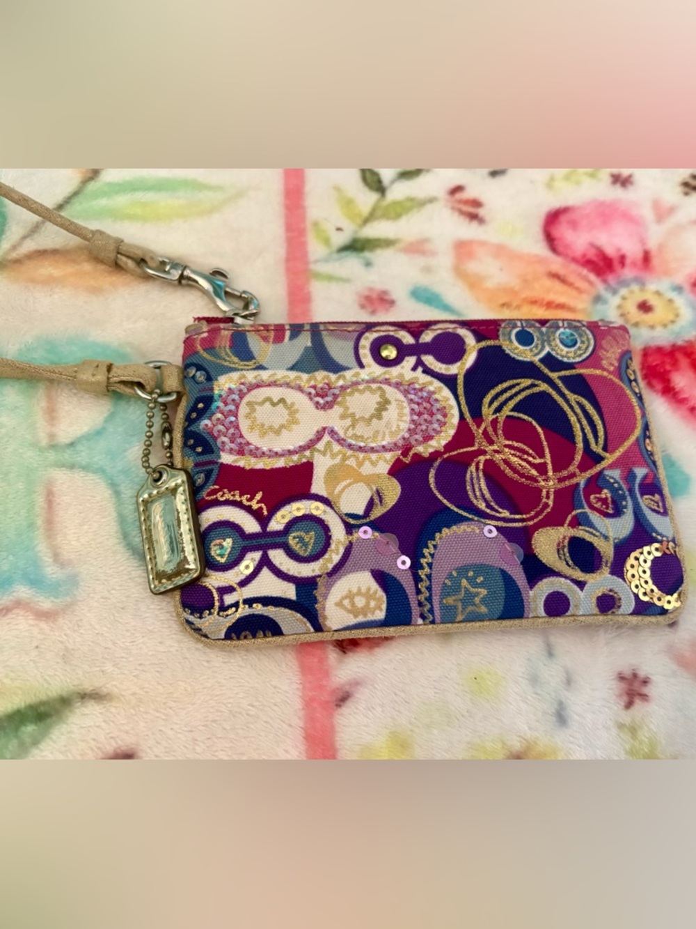 Colorful Coach Poppy Pattern Wristlet - Multicolor